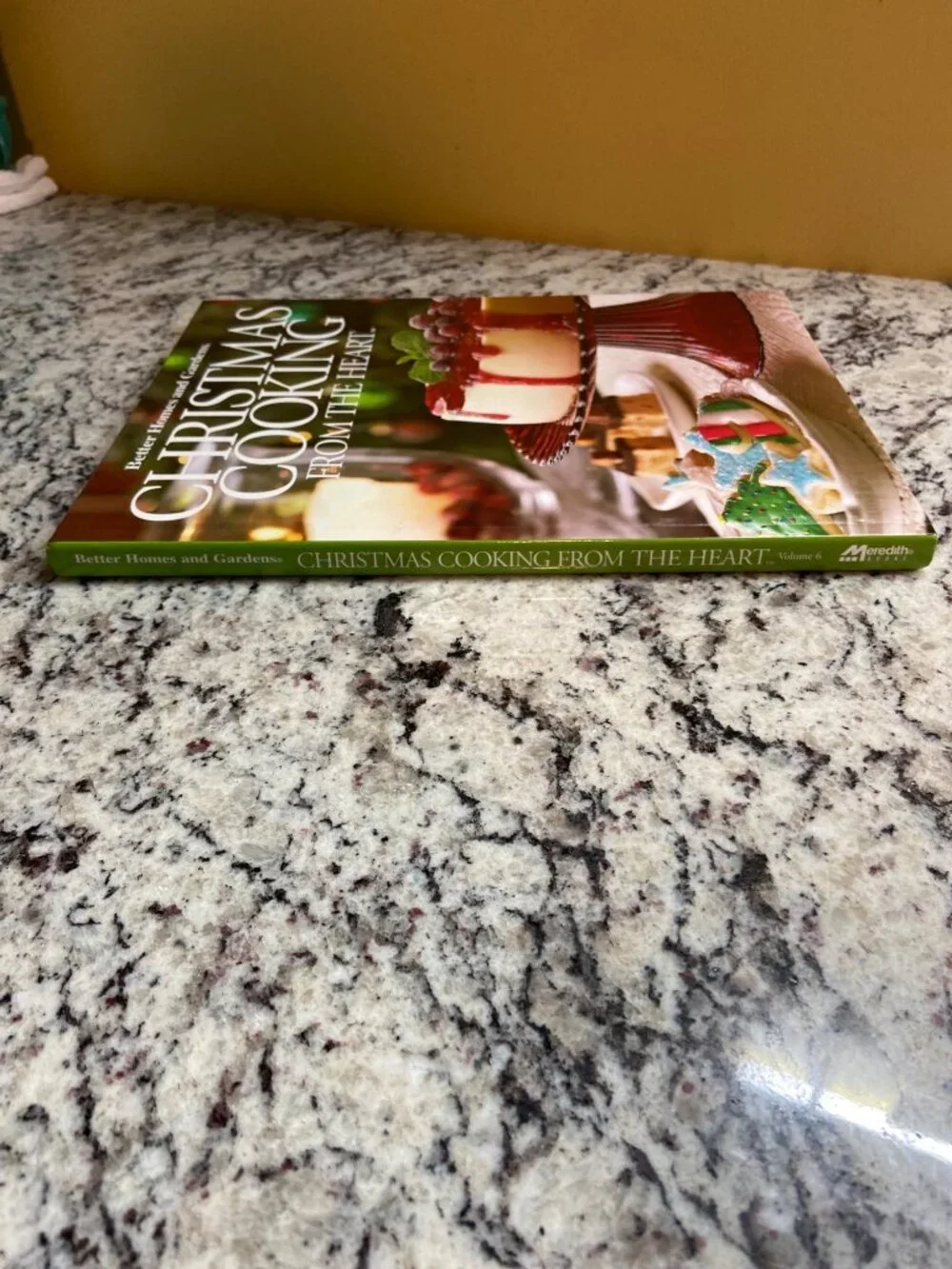 Better Homes & Gardens Christmas Cooking from the Heart 2007 Hardcover Cookbook